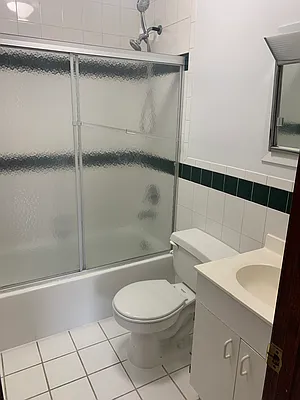 Rented by 18 REALTY | media 26