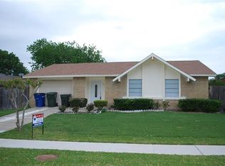 2003 Rose Hill Rd, Carrollton, TX 75007