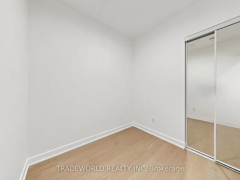 91 Montclair Ave #707 — Photo 21