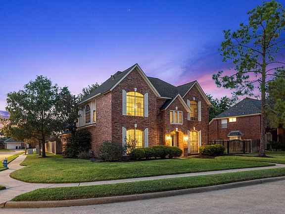 5th image of 15215 Redbud Leaf Ln