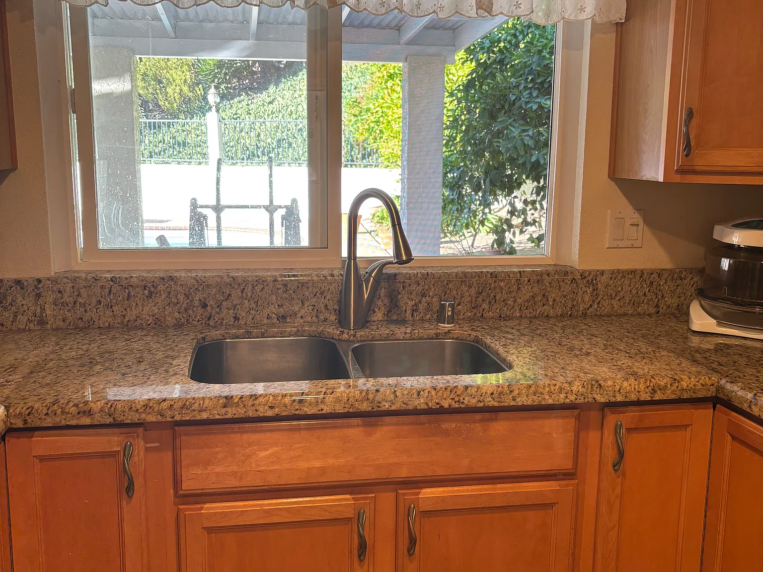 7317 Margerum Ave — Photo 4
