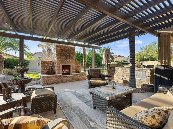4910 S SUGARBERRY Lane, Gilbert, AZ 85298