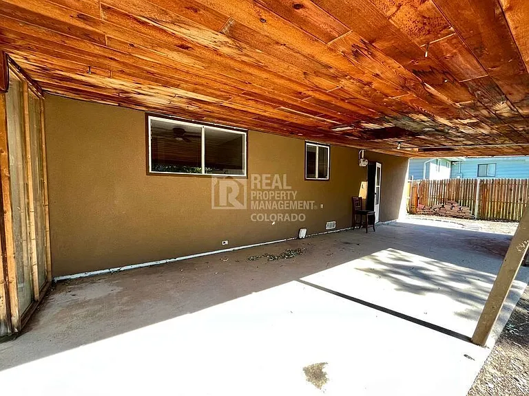 2011 Capulin Dr — Photo 23
