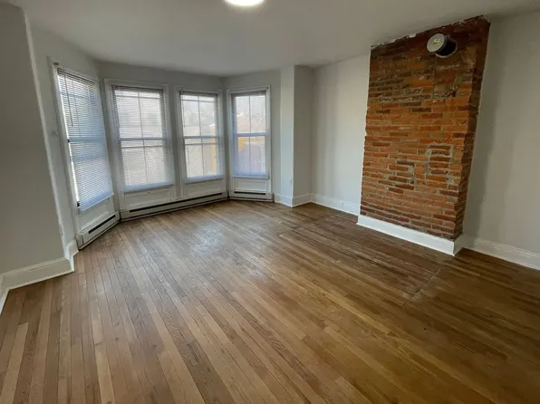 2107 Green St #2RR, Philadelphia, PA 19130