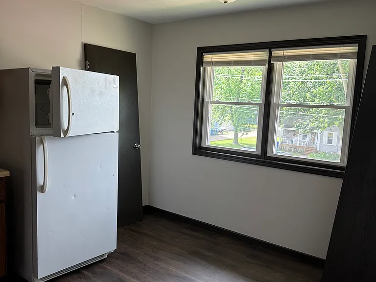 423 W North St #3B — Photo 4
