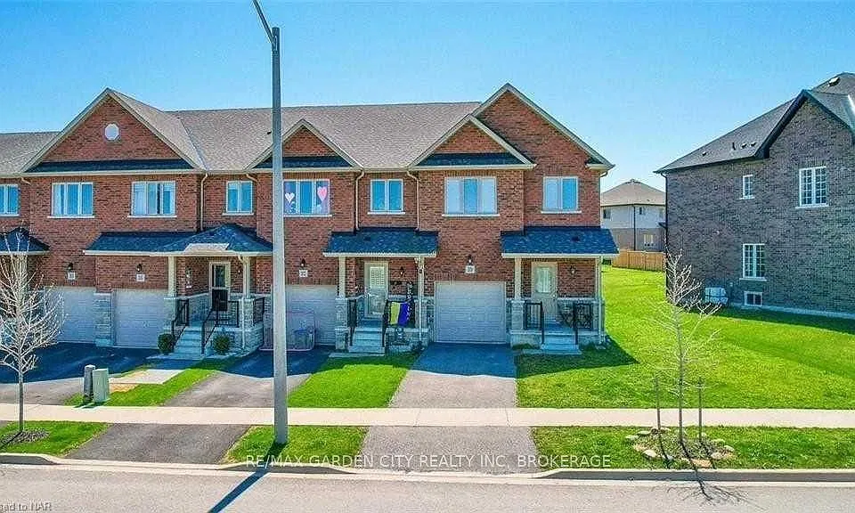 39 Sunset Way