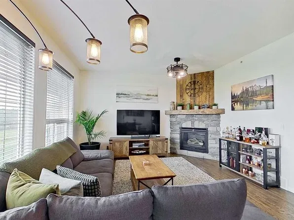 5 N Saint Andrews Close, Wheatland County, AB T0J 1Y1