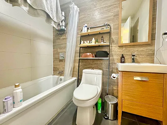 Rented by Doorway NYC, LLC | media 6