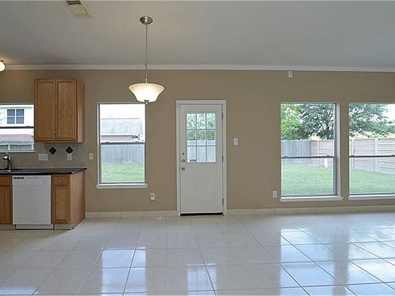 4th image of 6647 Wide Creek Dr