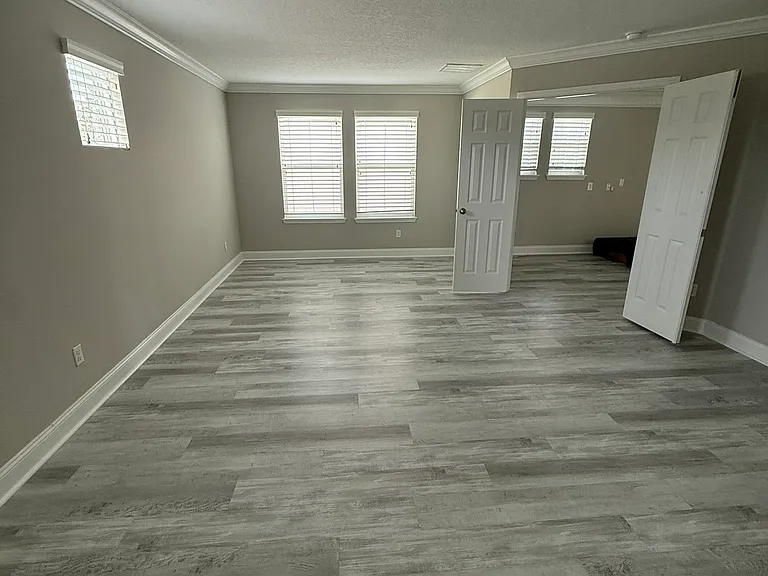 Master Bedroom 2 (Upper Level)