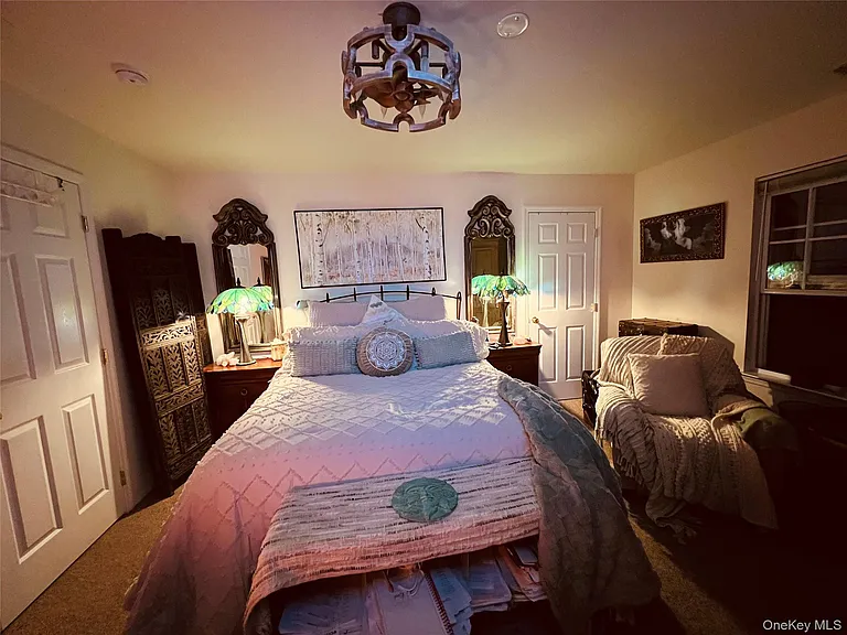 17 Garden Way — Photo 8