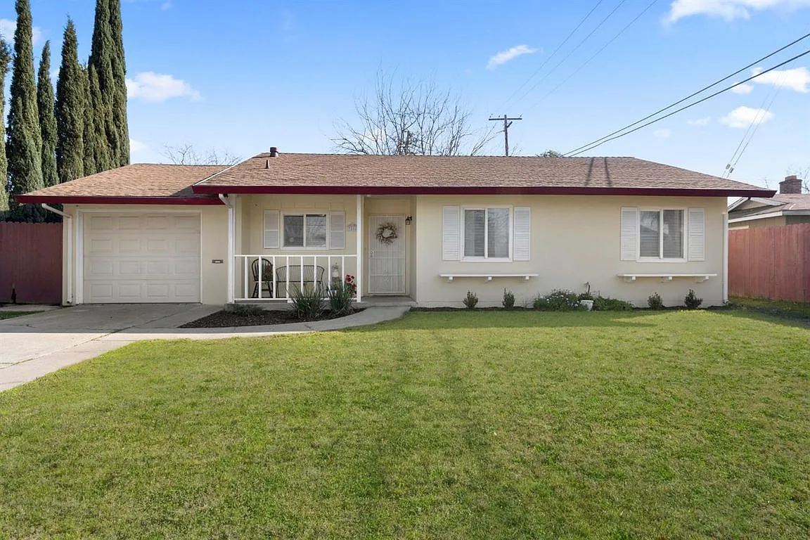 7008 Cantel Way photo 1