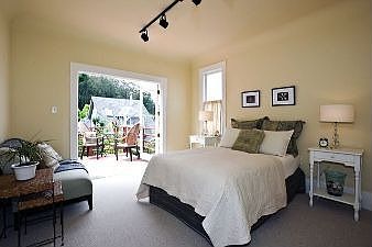Bedroom :: 1537 Shrader St.