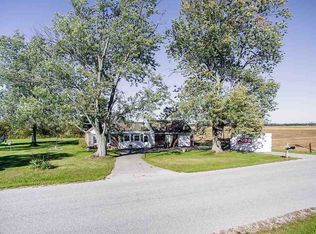 9534 Miller Rd, Churubusco, IN 46723