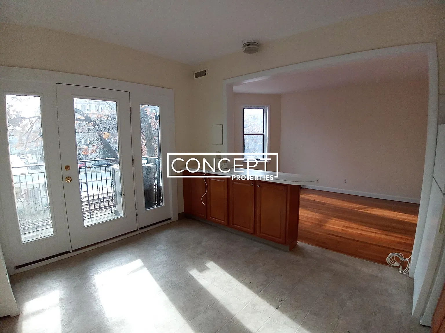3 bed, 1.5 bath, $3,750 — Photo 4