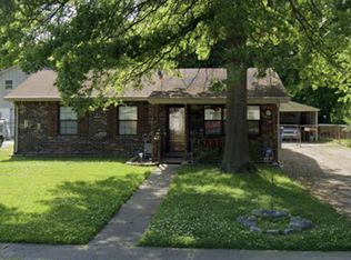 9908 Plaudit Way, Louisville, KY 40272