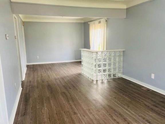 5th image of 21730 Nevada Ave