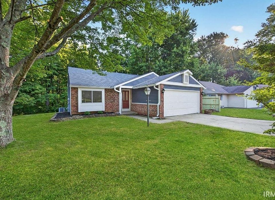 1st image of 3824 W Woodmere Way