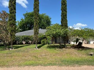 1008 Grove Dr, Angleton, TX 77515