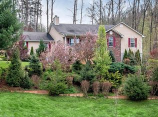 376 Meadow Creek Dr, Weaverville, NC 28787
