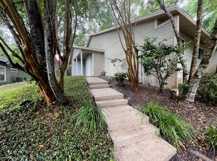 3949 NW 7th Pl, Gainesville, FL 32607