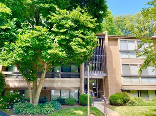 2102 Green Watch Way UNIT 200, Reston, VA 20191