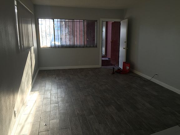5th image of 10510 S Budlong Ave