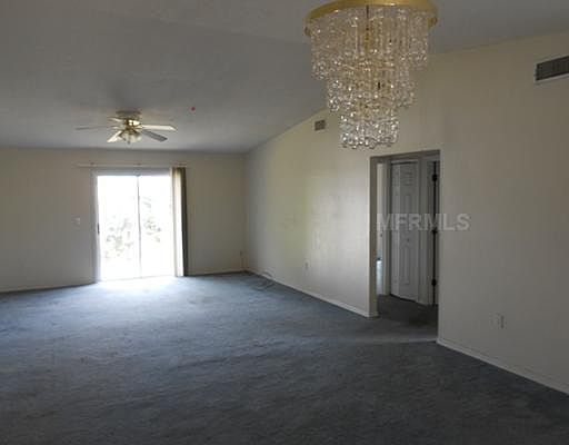 3rd image of 1009 Valentina Dr