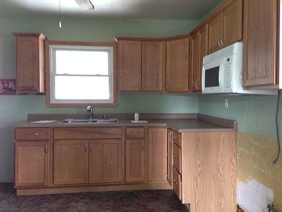 5th image of 3320 Lynwood Ave