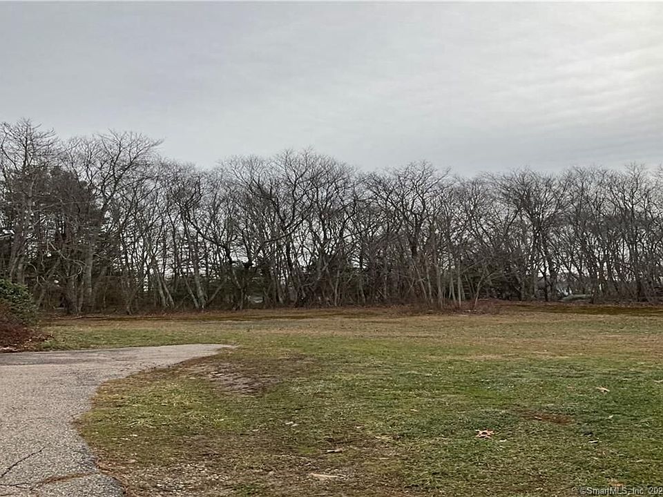 2nd image of 7 Deer Ridge Rd