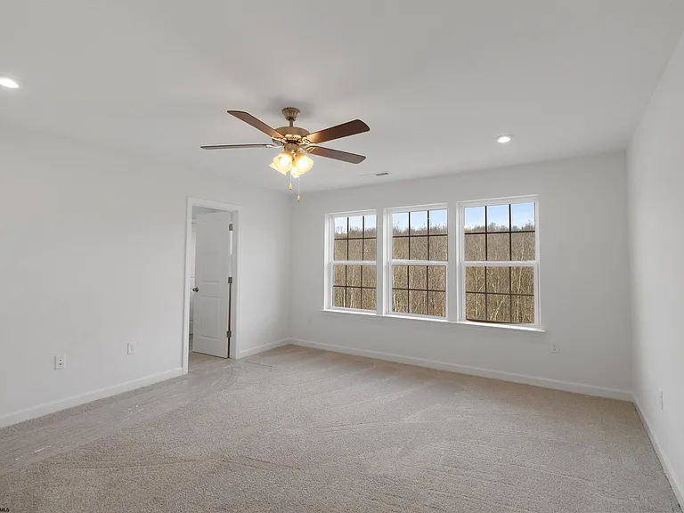 39 Dover Ct — Photo 12