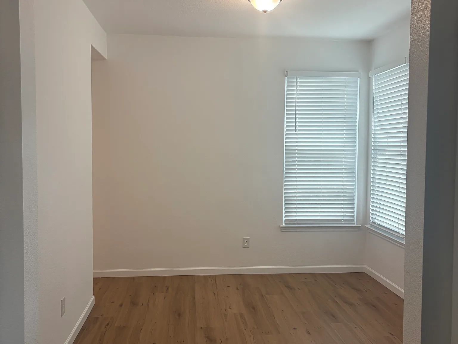 4 bed, 1794 sqft, $2,500 — Photo 2