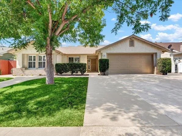 429 W Windsor Dr, Hanford, CA 93230
