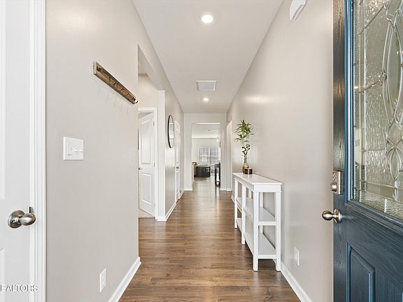 4th image of 6310 Aldingham St