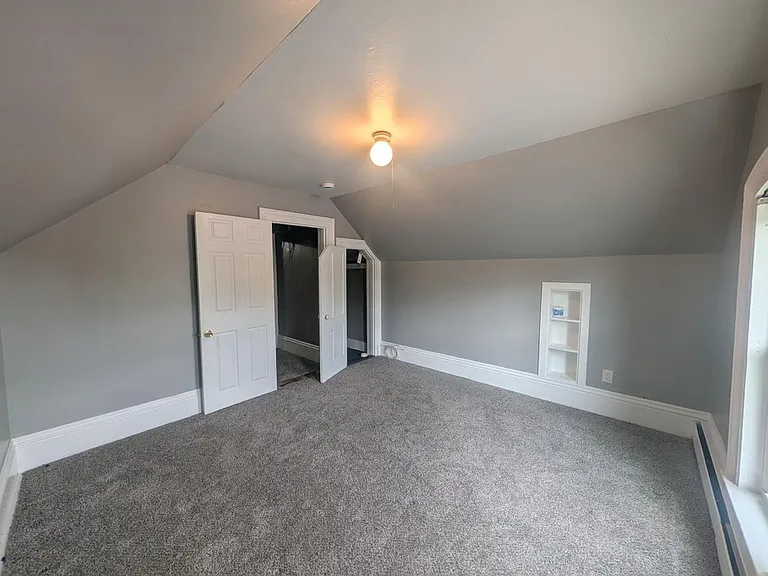 1 Green St #1 — Photo 3