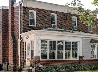 7033 Erdrick St, Philadelphia, PA 19135