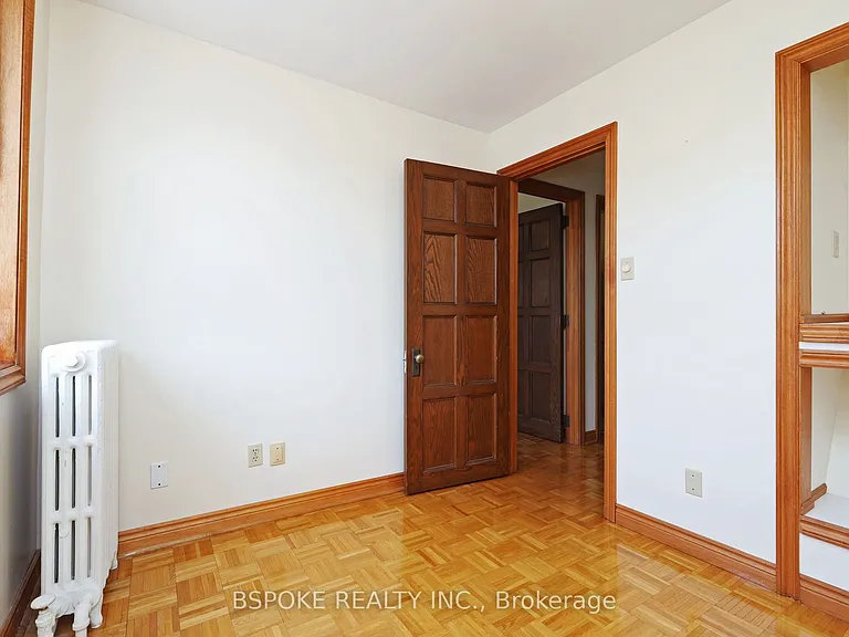 68 Roxton Rd #UPPER — Photo 15