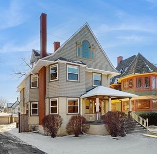 1023 Chicago Ave, Oak Park, IL, 60302