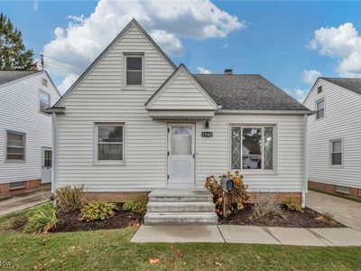 1560 Douglas Rd, Wickliffe, OH, 44092
