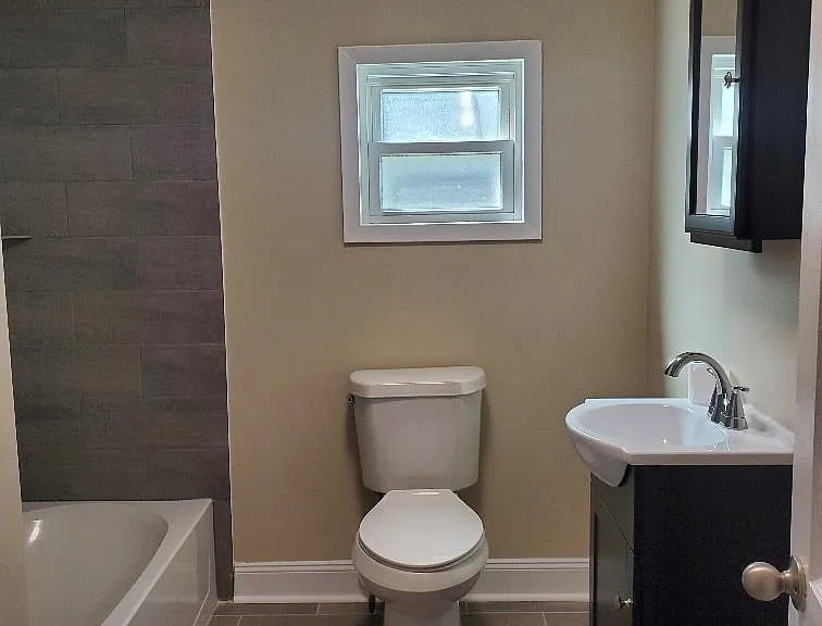 606 Maple St — Photo 6
