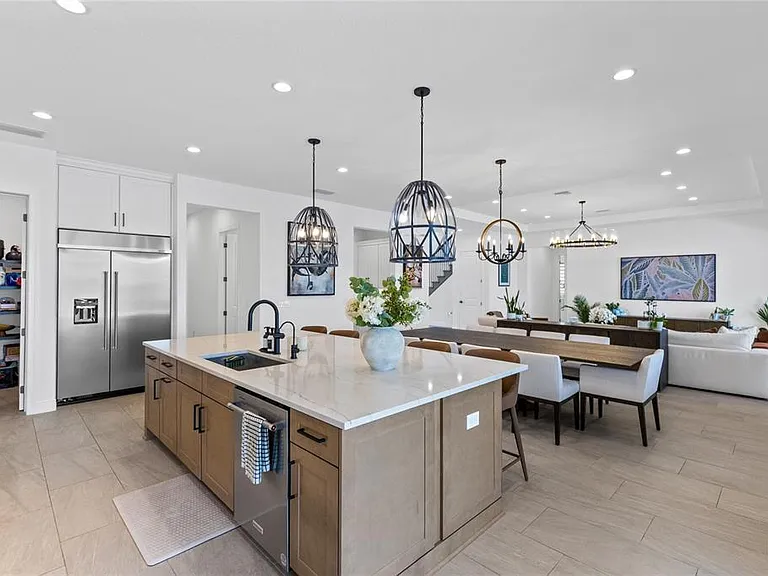 9445 Santorini Dr — Photo 11