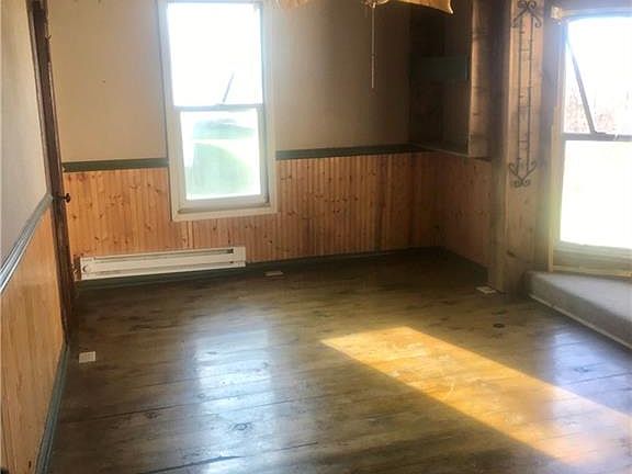 5th image of 230 N Marion St