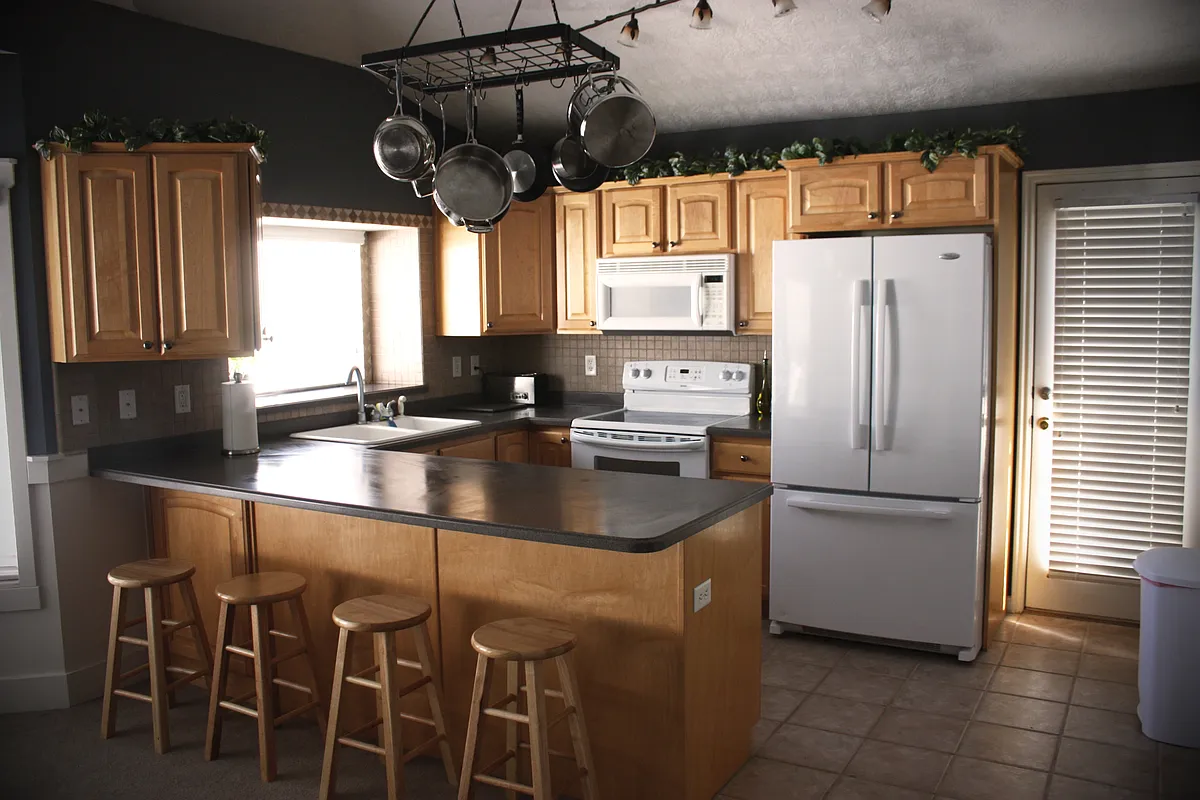 Building Photo - 494 E Sandy Hollow Cir #3