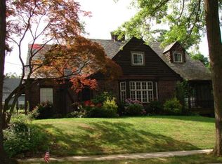 95 Raymond Ave, Rutherford, NJ 07070