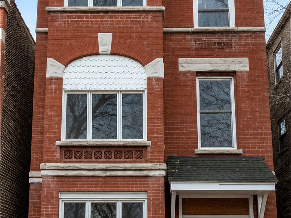 1st image of 3018 W Flournoy St APT 3