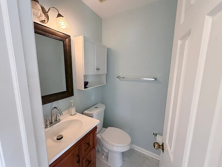 5900 Parenham Way — Photo 28