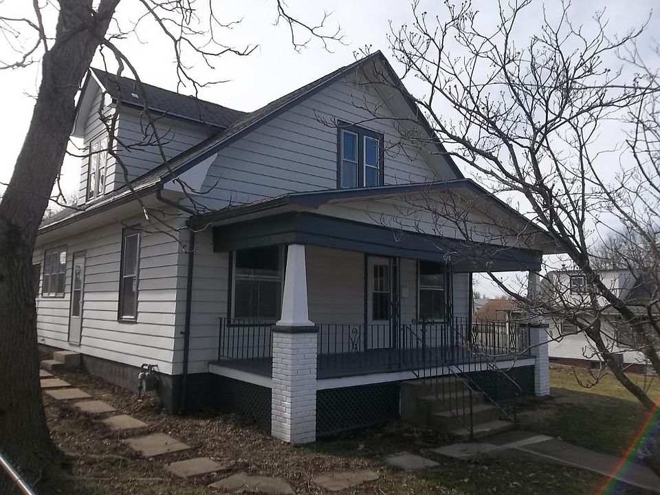 1st image of 3318 Monterey St