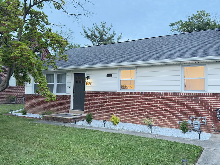 109 Connecticut Ave — Photo 13