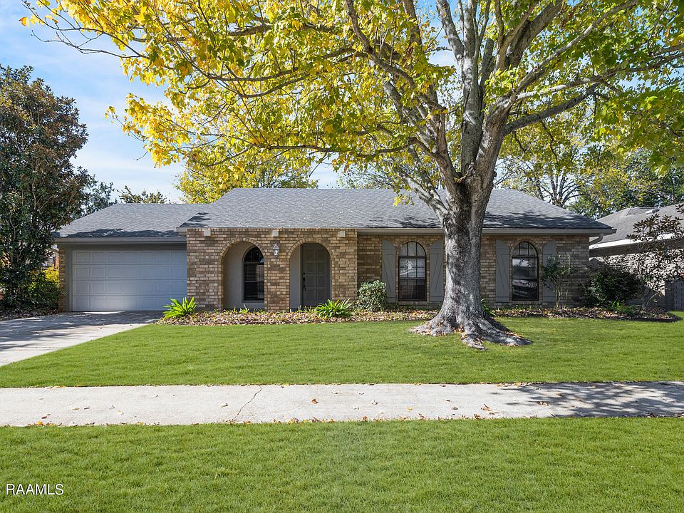 1st image of 108 Great Plains Dr