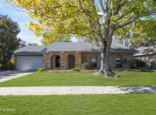 108 Great Plains Dr, Lafayette, LA 70506